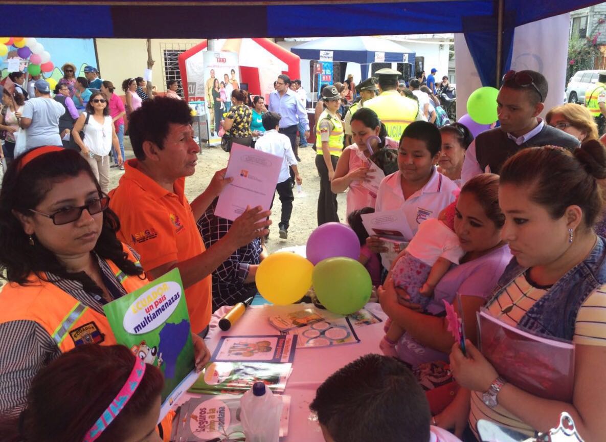 Participamos En Feria De Seguridad Ciudadana Realizada En El Sector Colinas De La Alborada Al 3727