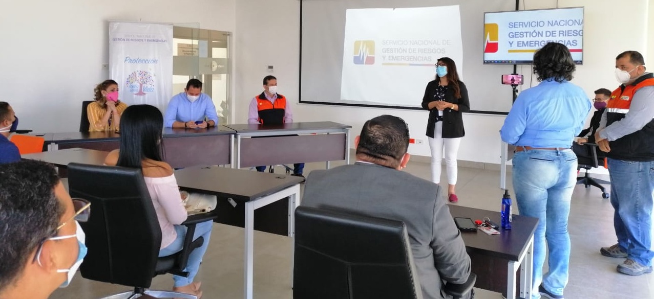 Realizamos conversatorio en el marco de la reducción de riesgos de desastres en la provincia de Manabí