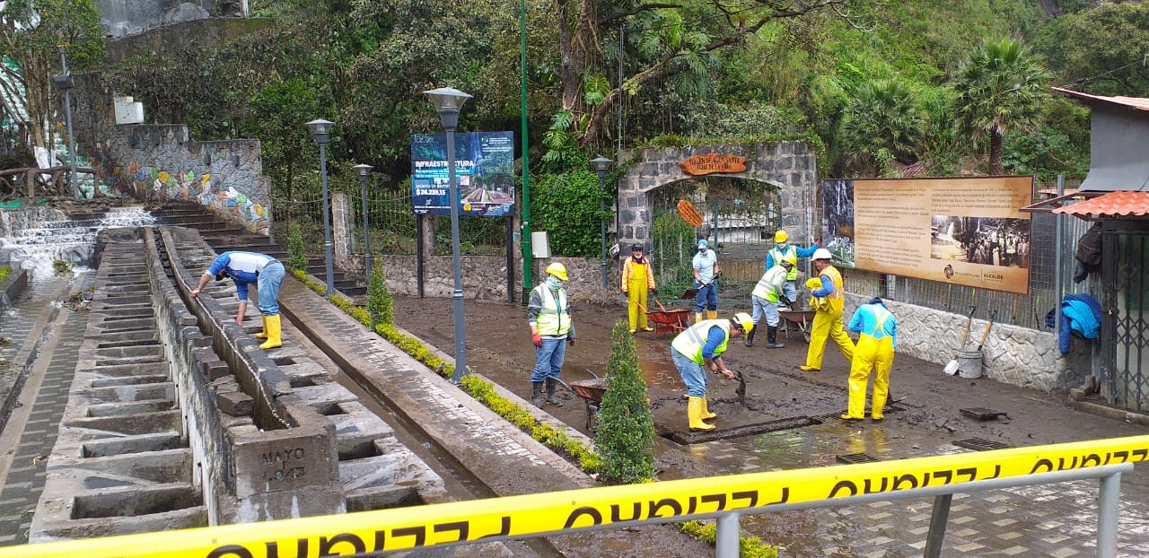 Coordinación de acciones interinstitucionales ante fuertes lluvias en el cantón Baños